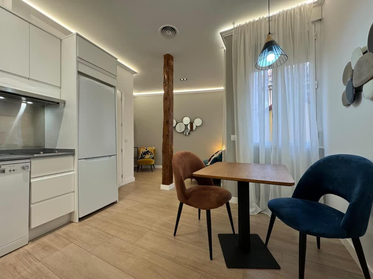 Plaza Mayor Cozy Private Apartment With Ac Madri Exterior foto