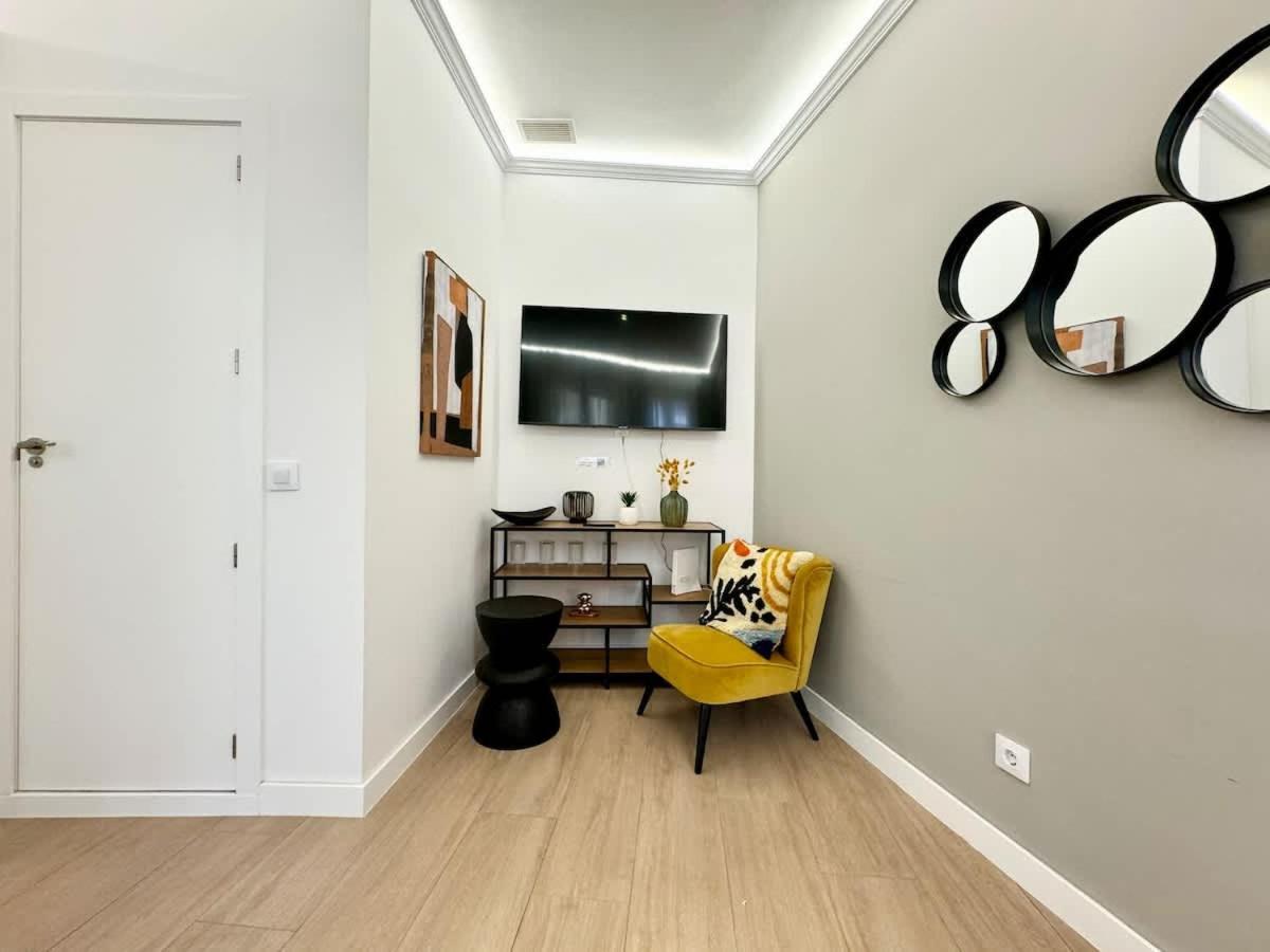 Plaza Mayor Cozy Private Apartment With Ac Madri Exterior foto