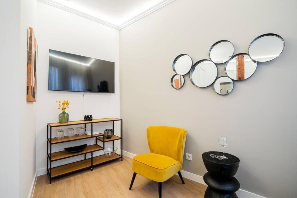 Plaza Mayor Cozy Private Apartment With Ac Madri Exterior foto