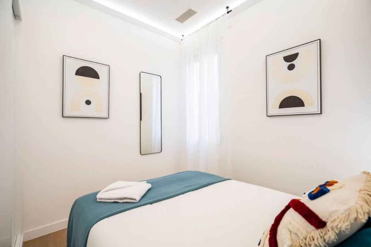 Plaza Mayor Cozy Private Apartment With Ac Madri Exterior foto
